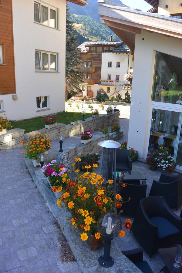 Hotel Baergsunnu Saas-Grund Eksteriør billede