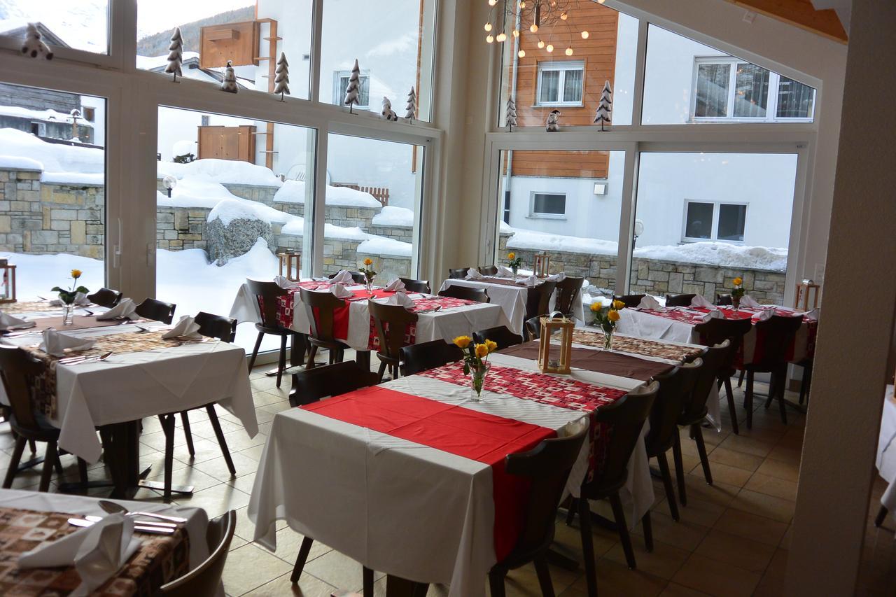 Hotel Baergsunnu Saas-Grund Eksteriør billede